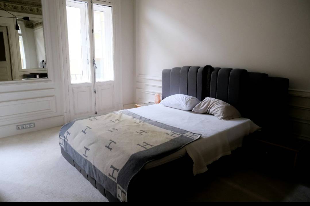 Ndine One room ichangobva kuvakwa. 