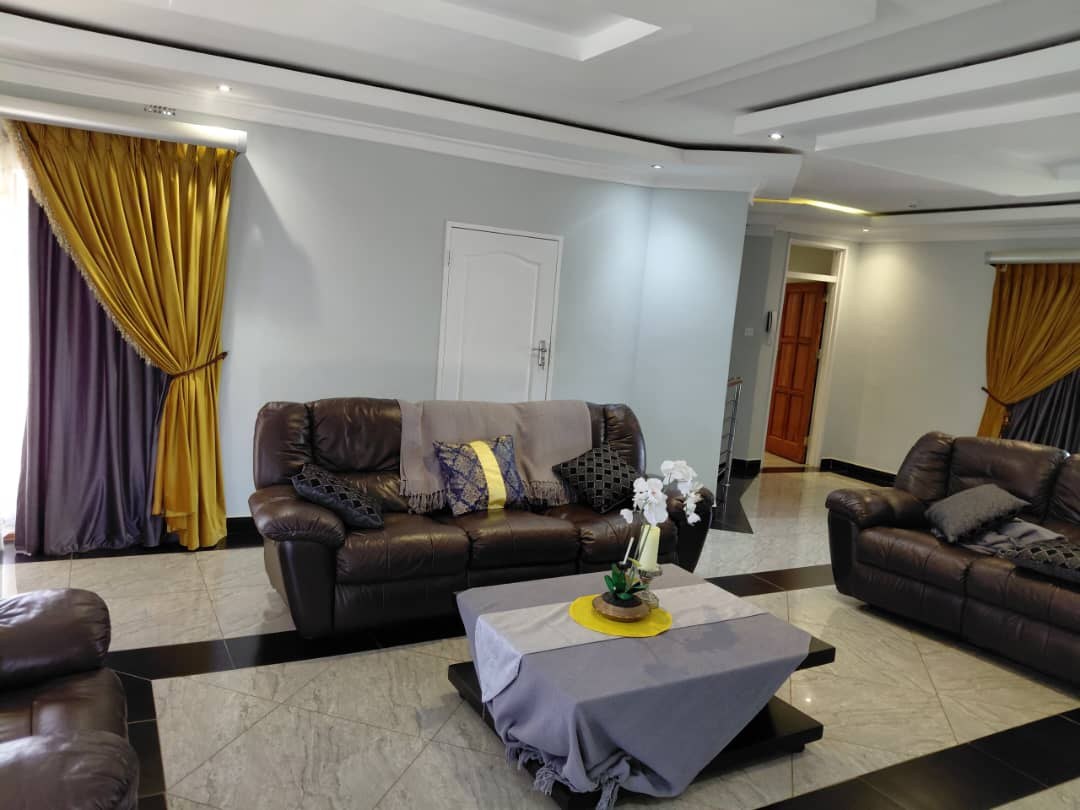 5 bed mt pleasant heights in Mt Pleasant heights, Harare, Harare Province